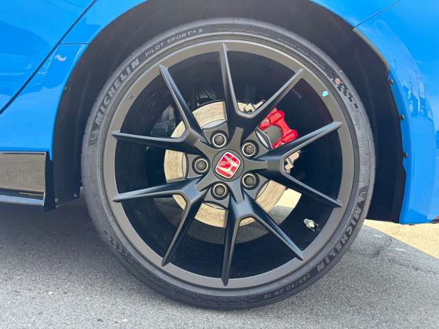 ホンダ シビック ２．０ レーシングブラックパッケージ R8年 (東海) 99