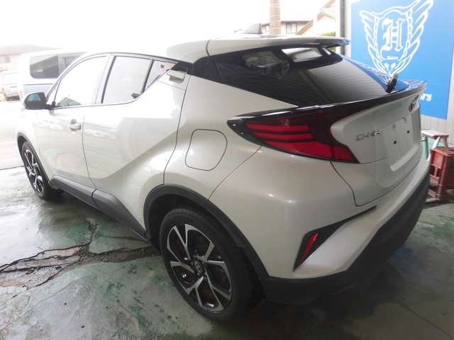 トヨタ Ｃ−ＨＲ ハイブリッド １．８ Ｇ R3年 (東海) 99