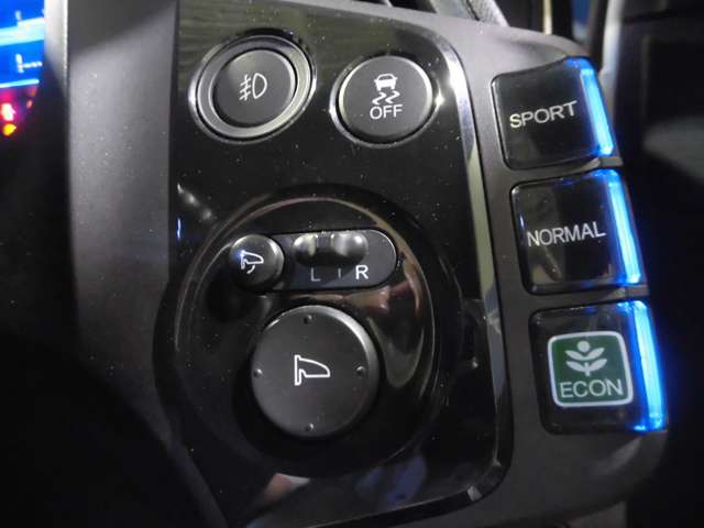 ホンダ ＣＲ−Ｚ １．５ アルファ ブラックレーベル H25年 (東海) 99
