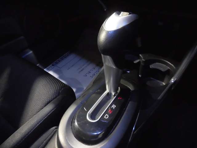 ホンダ ＣＲ−Ｚ １．５ アルファ ブラックレーベル H25年 (東海) 99