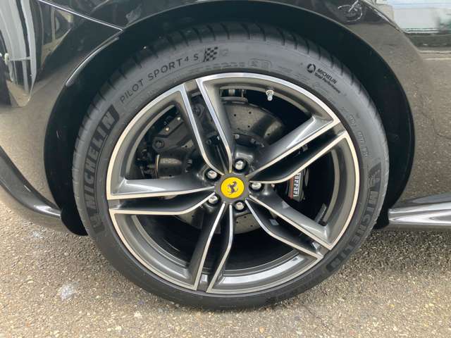 フェラーリ ローマ　スパイダー Ｆ１ ＤＣＴ R6年 (甲信越・北陸) 99