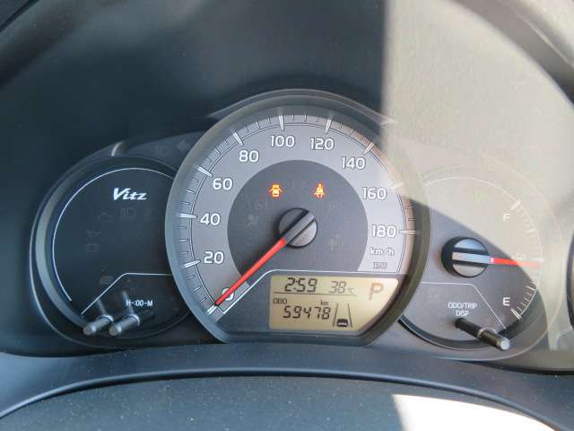 トヨタ ヴィッツ １．０ Ｆ セーフティ エディションＩＩ H30年 (甲信越・北陸) 99