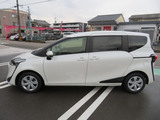 トヨタ シエンタ １．５ Ｇ セーフティ エディション R2年 (甲信越・北陸) 99