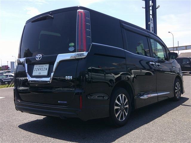 トヨタ エスクァイア　ハイブリッド １．８ ハイブリッド ＧＩ プレミアムパッケージ H30年 (九州・沖縄) 99