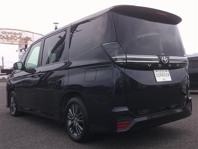トヨタ ヴォクシー １．８ ハイブリッド Ｓ－Ｇ R4年 (九州・沖縄) 99