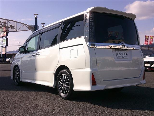 トヨタ ヴォクシー ２．０ ＺＳ 煌 H28年 (九州・沖縄) 99