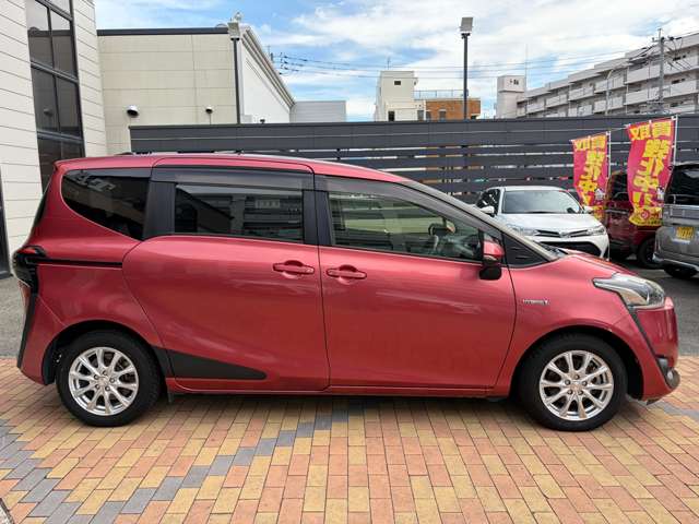 トヨタ シエンタ　ハイブリッド ハイブリッド １．５ Ｇ H29年 (九州・沖縄) 99