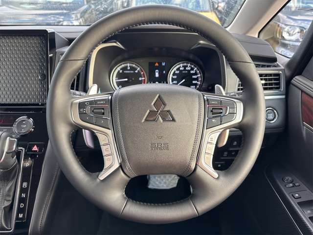 三菱 デリカ　Ｄ：５ ２．２ Ｐ ディーゼルターボ ４ＷＤ R7年 (近畿) 99