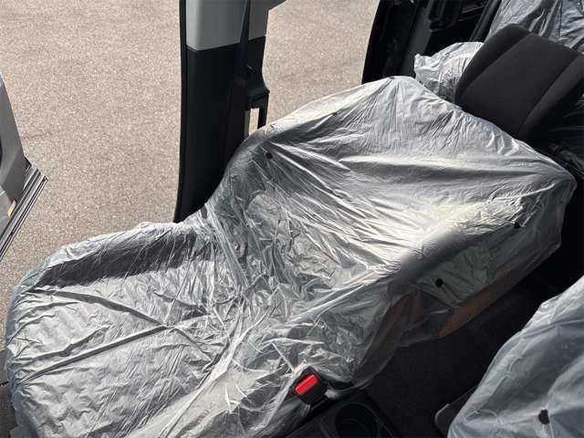 三菱 デリカ　Ｄ：５ ２．２ Ｐ ディーゼルターボ ４ＷＤ R7年 (近畿) 99