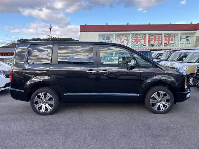 三菱 デリカ　Ｄ：５ ２．２ Ｐ ディーゼルターボ ４ＷＤ R7年 (近畿) 99