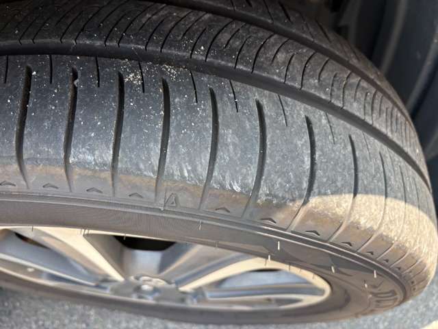 トヨタ ヴォクシー ２．０ ＺＳ 煌ＩＩ R1年 (近畿) 99