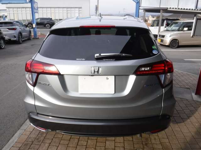 ホンダ ヴェゼル １．５ ハイブリッド Ｘ H26年 (関東) 99