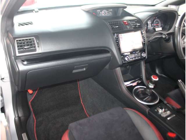 スバル ＷＲＸ　ＳＴＩ ＳＴＩ ２．０ タイプＳ ４ＷＤ H29年 (関東) 99