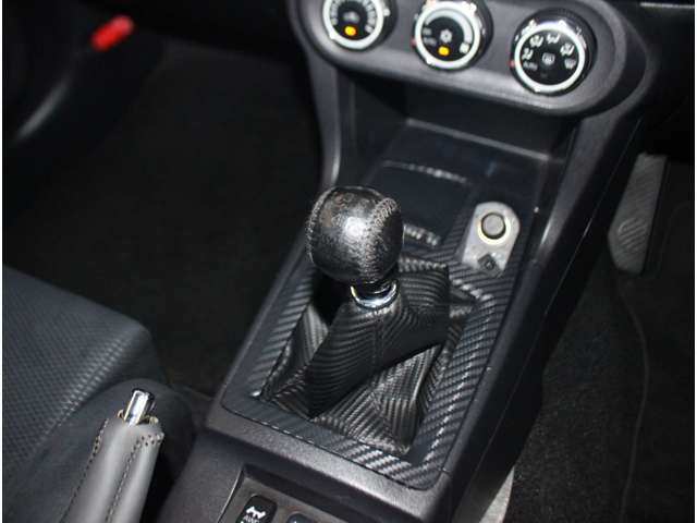 三菱 ランサー ２．０ ＧＳＲ Ｘ ４ＷＤ H25年 (関東) 99