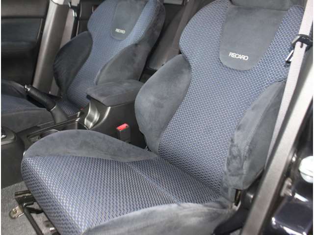 三菱 ランサーワゴン ２．０ ＧＴ－Ａ ４ＷＤ H18年 (関東) 99