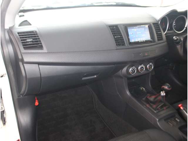 三菱 ランサー ２．０ ＲＳ Ｘ ４ＷＤ H24年 (関東) 99