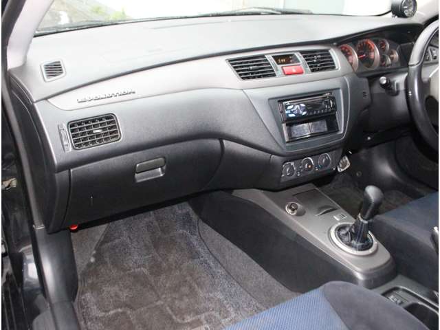 三菱 ランサー ２．０ ＧＳＲ ＶＩＩ ４ＷＤ H13年 (関東) 99