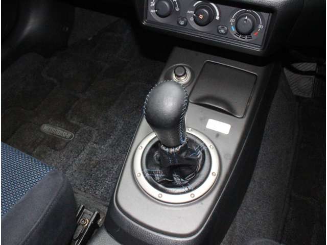 三菱 ランサー ２．０ ＧＳＲ ＶＩＩ ４ＷＤ H13年 (関東) 99
