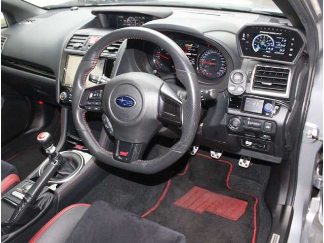 スバル ＷＲＸ　ＳＴＩ ＳＴＩ ２．０ タイプＳ ４ＷＤ H30年 (関東) 99