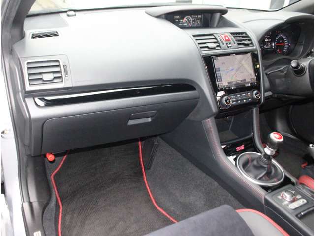スバル ＷＲＸ　ＳＴＩ ＳＴＩ ２．０ タイプＳ ４ＷＤ H30年 (関東) 99