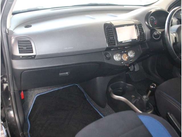日産 マーチ １．２ １２ＳＲ H20年 (関東) 99