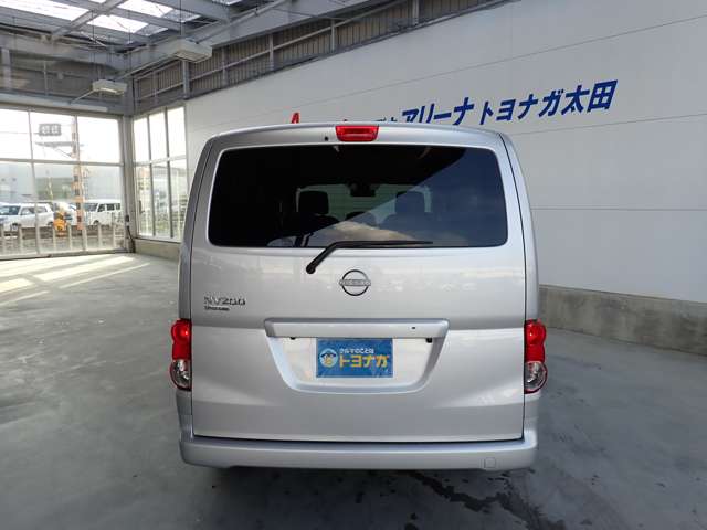 日産 ＮＶ２００バネット １．６ マルチベッドワゴン R5年 (関東) 99
