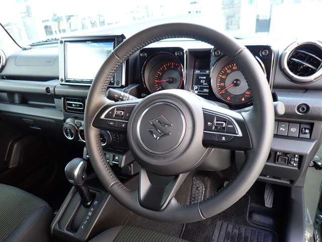 スズキ ジムニー　ノマド １．５ ＦＣ ４ＷＤ R7年 (関東) 99