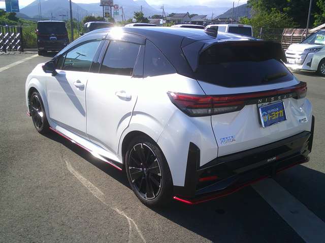 日産 ノートオーラ １．２ ＮＩＳＭＯ チューンド Ｅ－ＰＯＷＥＲ ４ＷＤ R7年 (関東) 99
