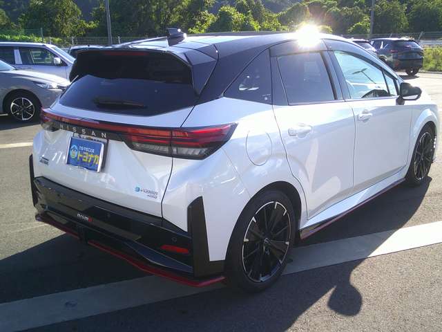 日産 ノートオーラ １．２ ＮＩＳＭＯ チューンド Ｅ－ＰＯＷＥＲ ４ＷＤ R7年 (関東) 99
