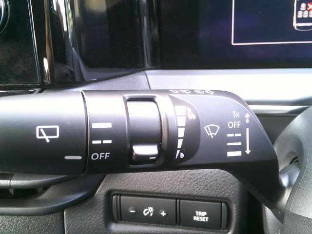 日産 ノート １．２ Ｘ ＦＯＵＲ ４ＷＤ R6年 (関東) 99