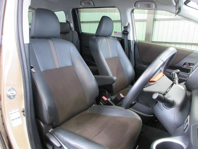 トヨタ シエンタ １．５ Ｇ クエロ ４ＷＤ R4年 (甲信越・北陸) 99