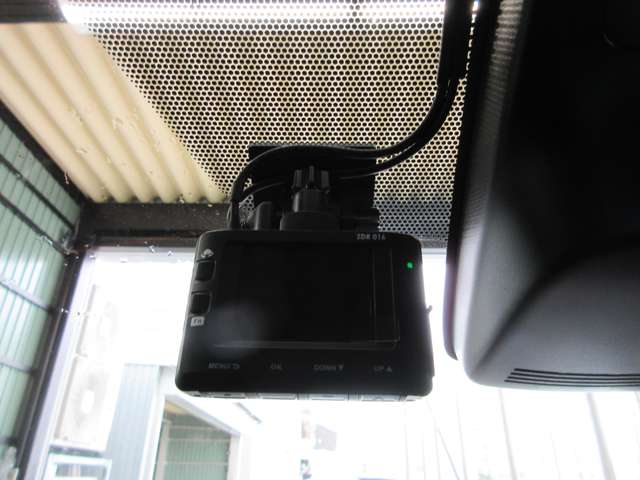 トヨタ シエンタ １．５ Ｇ クエロ ４ＷＤ R4年 (甲信越・北陸) 99
