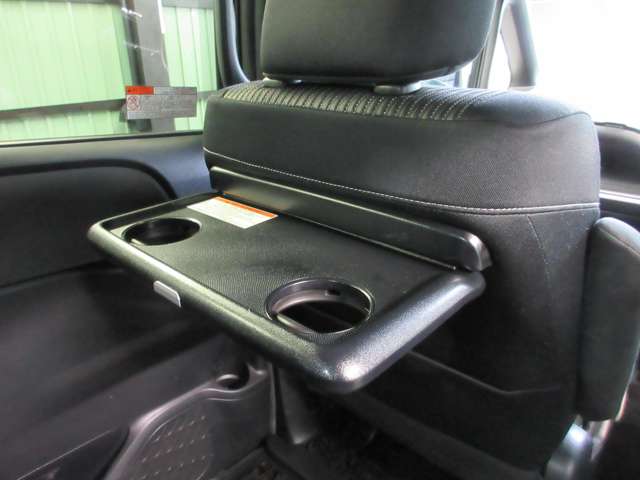 トヨタ ヴォクシー ２．０ ＺＳ 煌ＩＩ ４ＷＤ R1年 (甲信越・北陸) 99