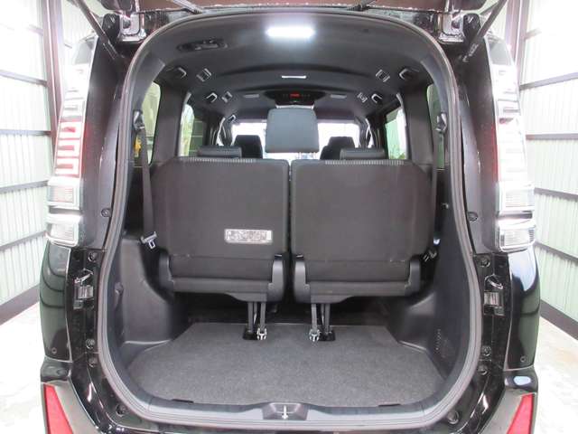 トヨタ ヴォクシー ２．０ ＺＳ 煌ＩＩ ４ＷＤ R1年 (甲信越・北陸) 99