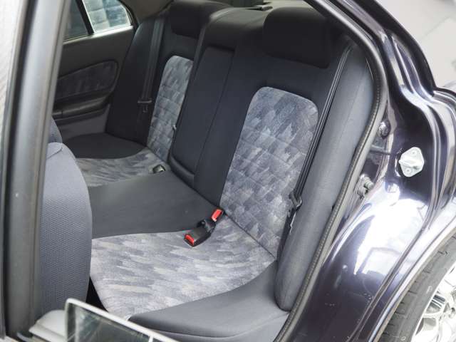 日産 スカイライン ２．５ ２５ＧＴ－ＦＯＵＲ Ｌセレクション ４ＷＤ H11年 (甲信越・北陸) 99