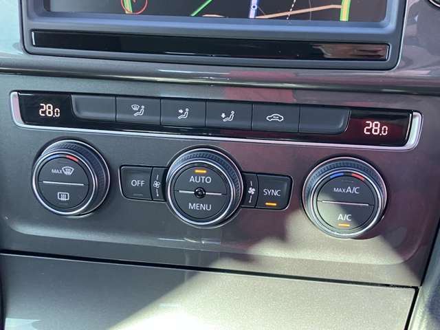 フォルクスワーゲン ゴルフ　オールトラック ＴＳＩ ４モーション アップグレード パッケージ ４ＷＤ H29年 (甲信越・北陸) 99