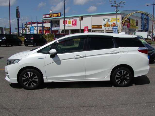 ホンダ シャトル １．５ ハイブリッド Ｘ ４ＷＤ H28年 (甲信越・北陸) 99