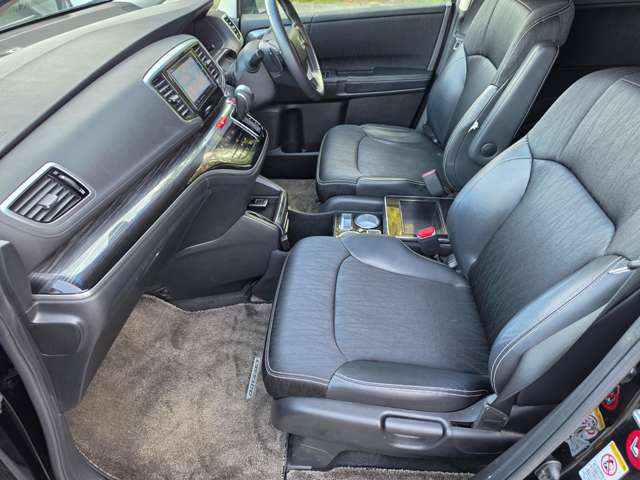 ホンダ オデッセイ ２．４ アブソルート ４ＷＤ H26年 (関東) 99