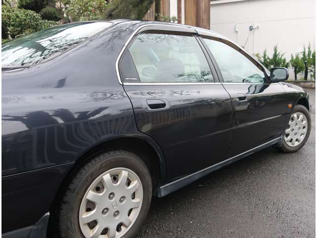 ホンダ アコード ２．２ ＶＴＬ H6年 (関東) 99