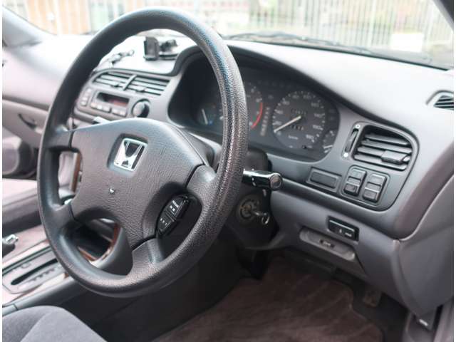 ホンダ アコード ２．２ ＶＴＬ H6年 (関東) 99