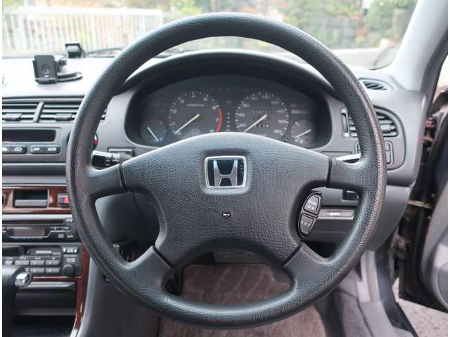 ホンダ アコード ２．２ ＶＴＬ H6年 (関東) 99
