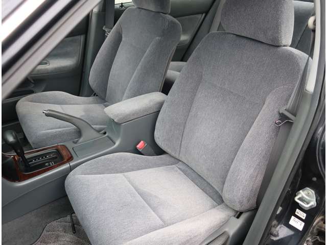 ホンダ アコード ２．２ ＶＴＬ H6年 (関東) 99