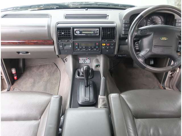 ランドローバー ディスカバリー Ｖ８Ｉ ＥＳ ４ＷＤ H13年 (関東) 99