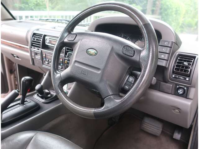 ランドローバー ディスカバリー Ｖ８Ｉ ＥＳ ４ＷＤ H13年 (関東) 99