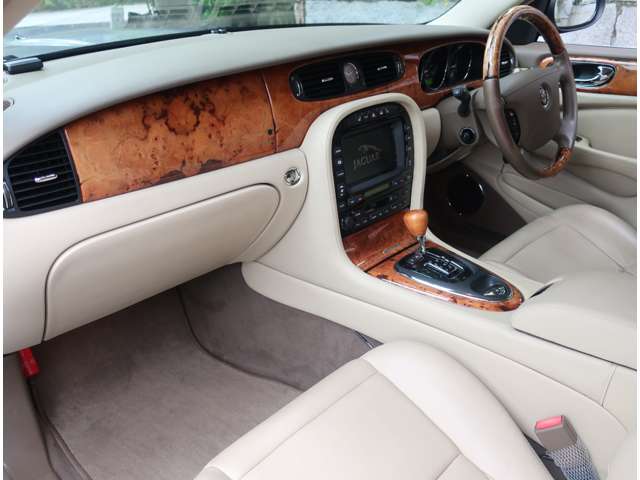 ジャガー ＸＪ ＸＪ８ ３．５ H16年 (関東) 99