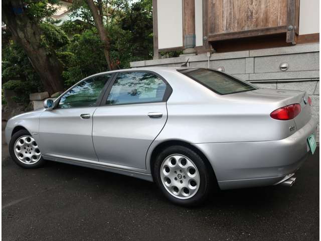 アルファロメオ アルファ１６６ ３．０ Ｖ６ ２４Ｖ スポルトロニック H18年 (関東) 99