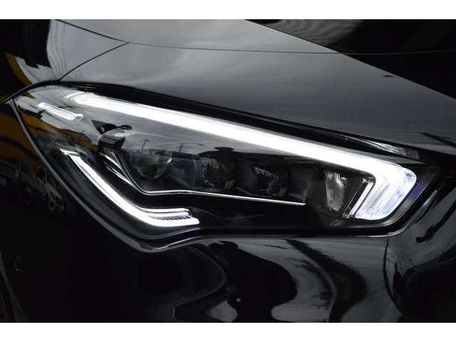 メルセデスベンツ ＣＬＡシューティングブレーク ＣＬＡ１８０ ＡＭＧラインパッケージ ＭＰ２０２２０２ R4年 (関東) 99