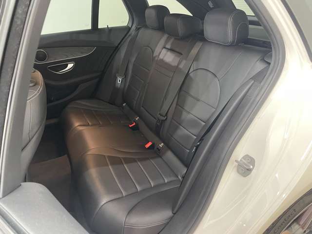 メルセデスベンツ Ｃクラスワゴン Ｃ２２０Ｄ ローレウス エディション スポーツプラスパッケージ ディーゼルターボ R1年 (関東) 99