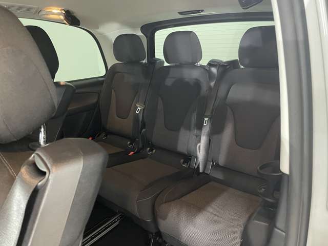 メルセデスベンツ Ｖクラス Ｖ２２０ Ｄ ディーゼルターボ H28年 (関東) 99