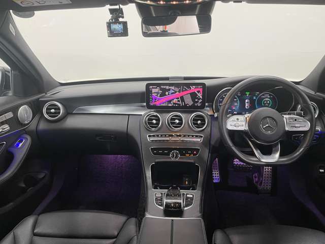 メルセデスベンツ Ｃクラス Ｃ２００ ローレウス エディション （ＢＳＧ搭載モデル） スポーツプラスパッケージ R2年 (関東) 99